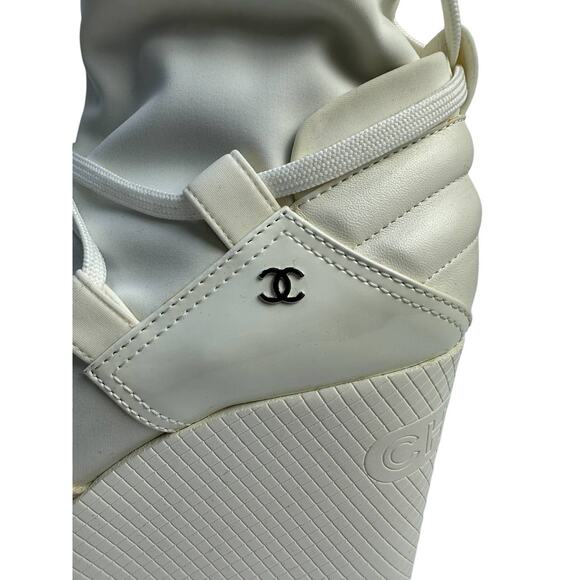 Chanel Off White Patent Leather Neoprene Wedge Boots - 38.5 - Picture 4 of 9